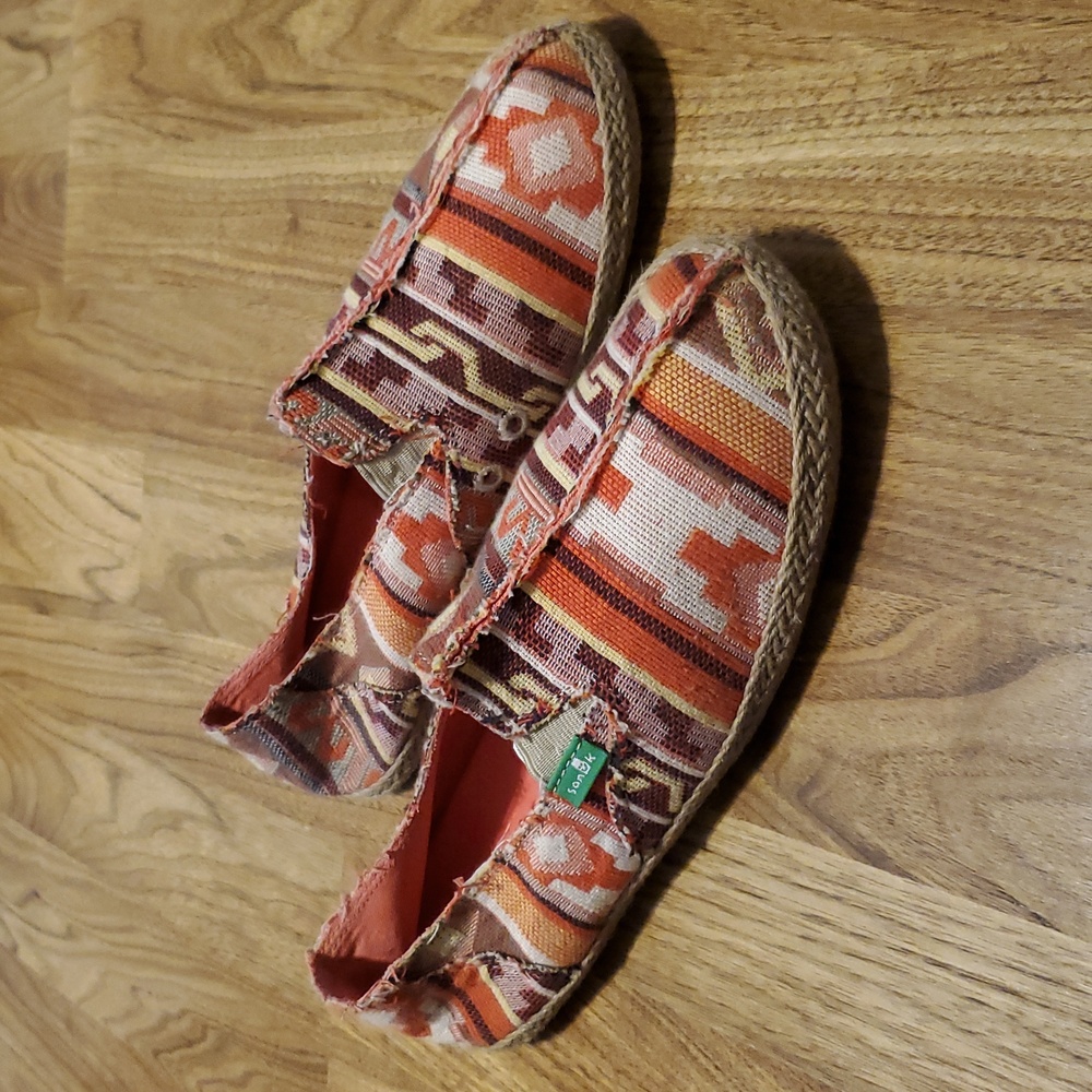 Sanuk Aztec Womens Slip On Shoe Orange Tan Size 8 Espadrilles